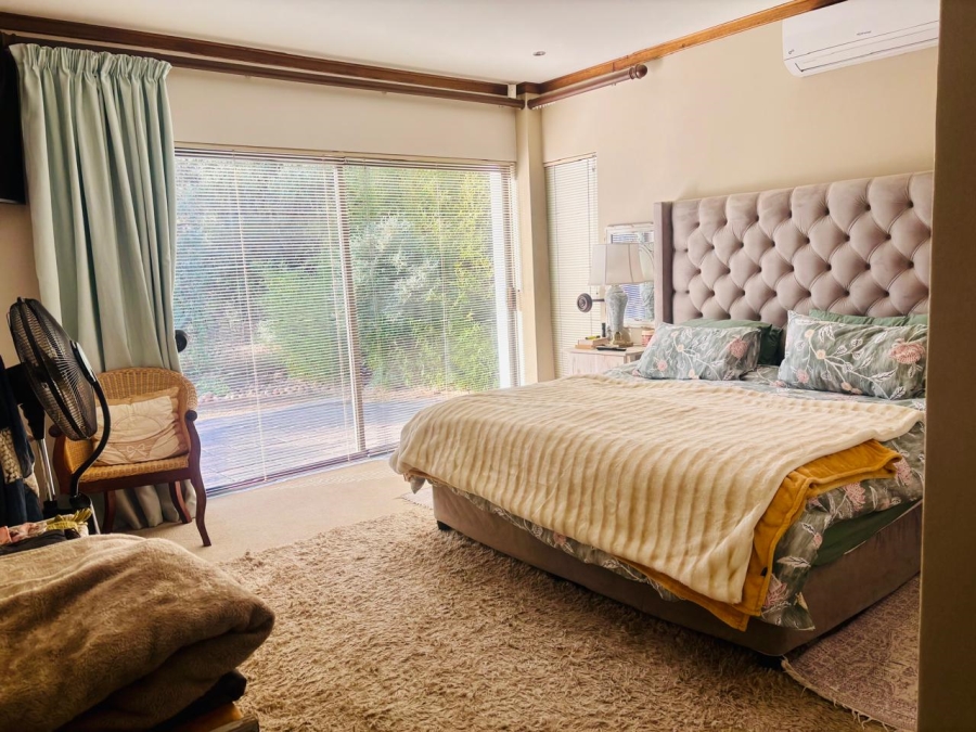 3 Bedroom Property for Sale in Vredenhof Sh Free State